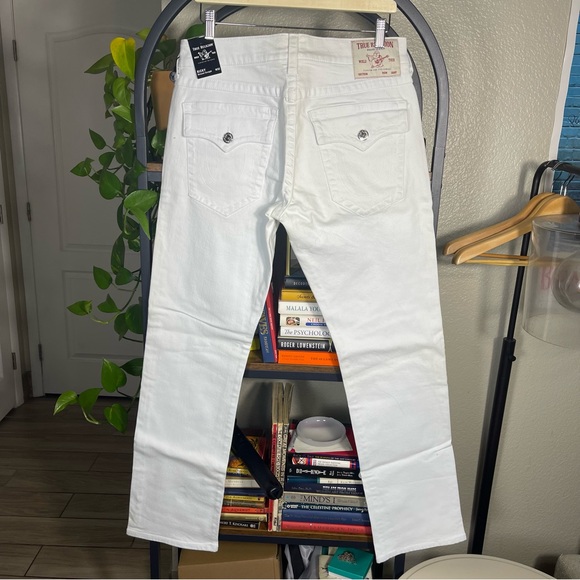 TRUE RELIGION Men White Jeans Ricky Relaxed Straight Pants 34"x32" NWT $179 - Picture 5 of 11